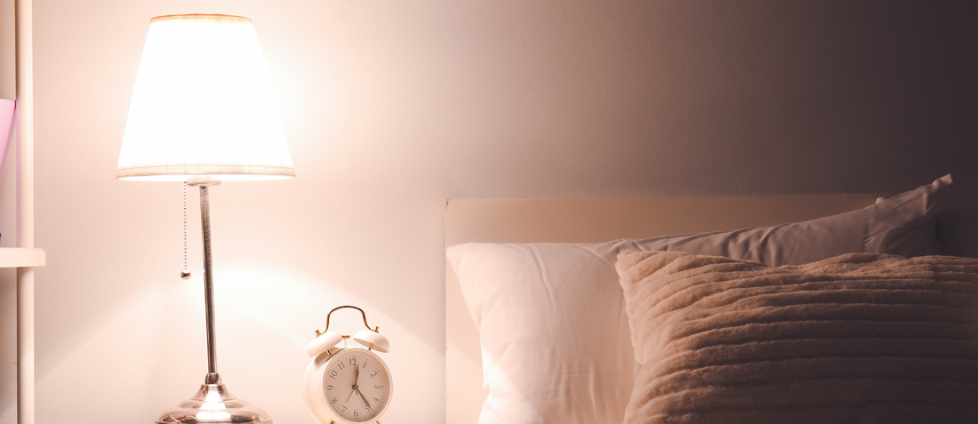Est-ce dangereux de laisser une lampe allumée toute la nuit ?